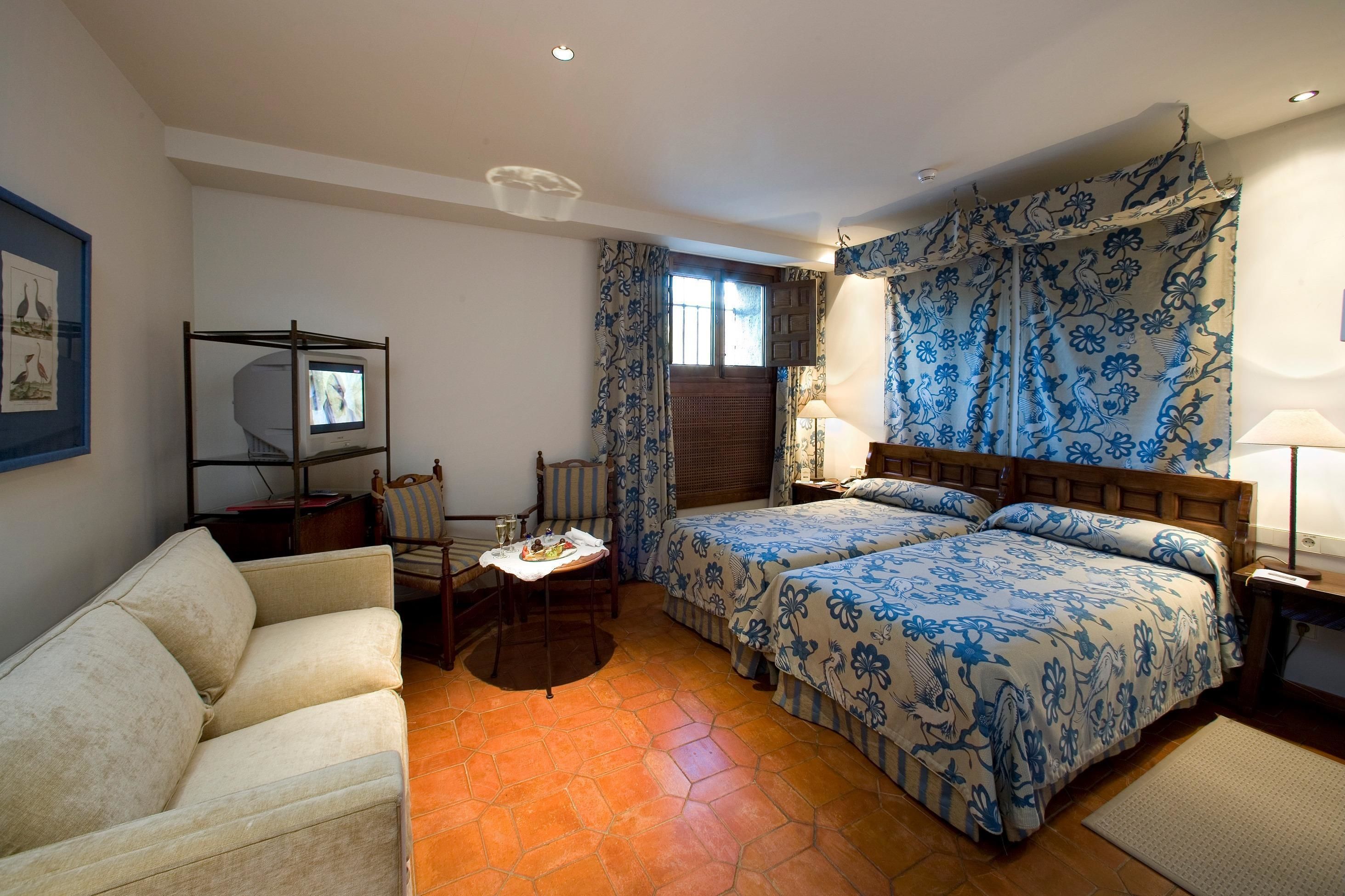 1 bedroom, premium bedding, minibar, in-room safe