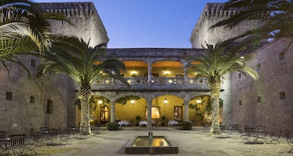 Parador De Jarandilla De La Vera