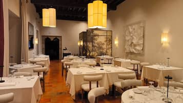 Se sirven almuerzos y cenas