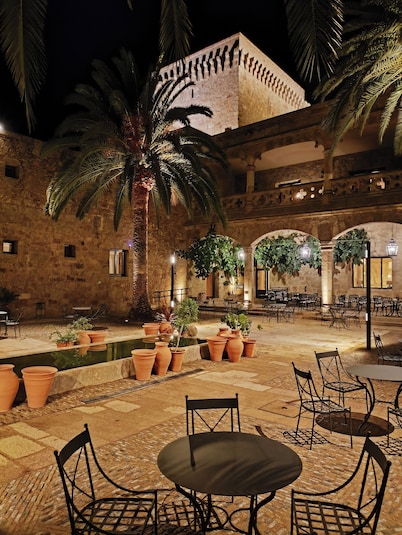 Parador De Jarandilla De La Vera