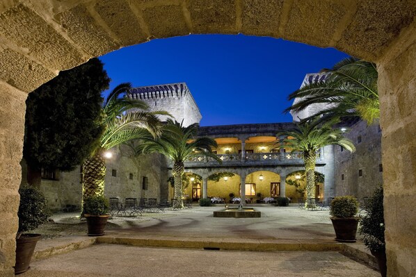 Lobby - Parador De Jarandilla De La Vera (Jarandilla de la Vera)