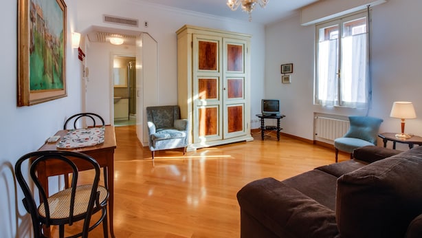 Unclassified image, 1 of 20, button - Apartment La Basilica (Venice)