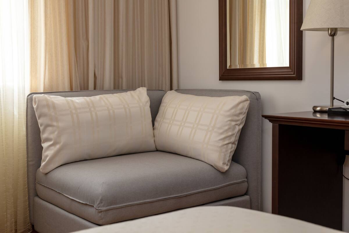 comfort double room, ensuite | minibar, in-room safe, desk, blackout curtains