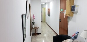 Interior - Hostal Absolut Stay - Adults Only (Barcelona)