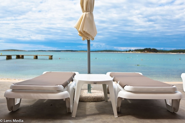 Beach nearby, snorkeling, beach volleyball, beach bar