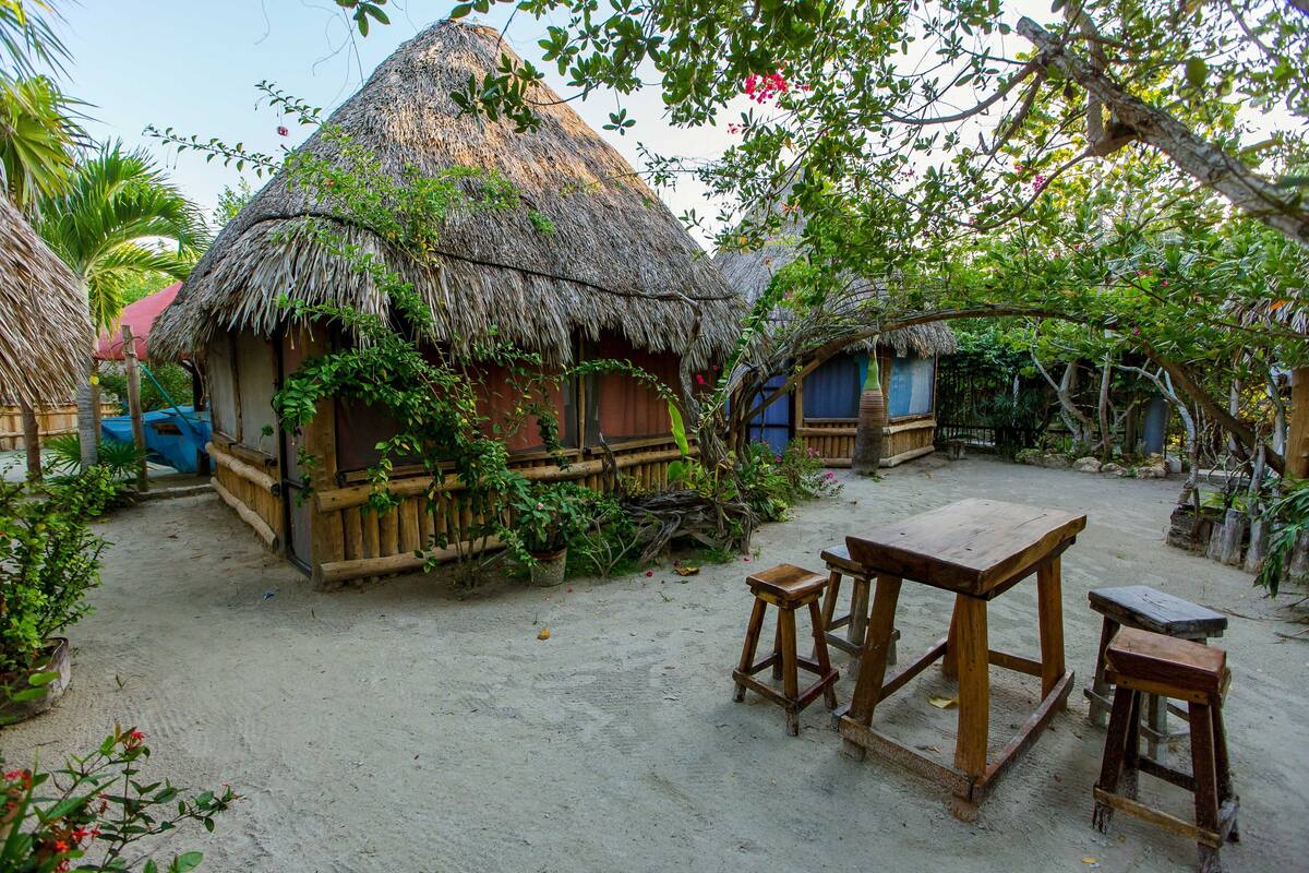 Basic Cabin, 1 Bedroom, Garden View, Garden Area | In-room safe, blackout drapes, WiFi (free)