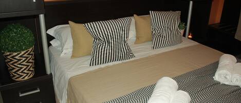Double or Twin Room (External Bathroom) | 1 bedroom, minibar, in-room safe, blackout drapes