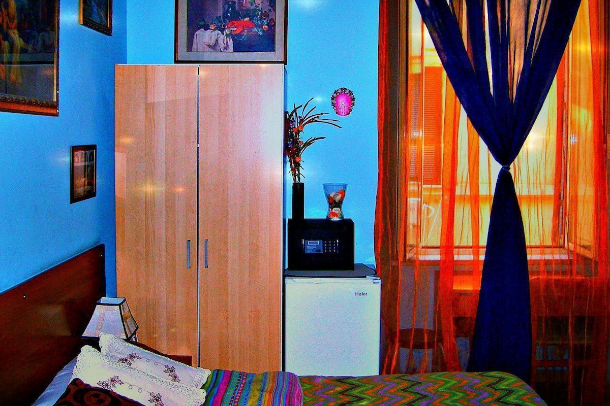 Habitación individual | 1 dormitorio y sábanas italianas Frette