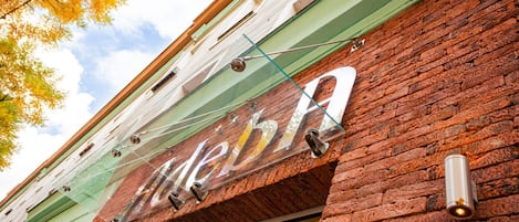 Facciata della struttura