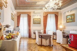 Daily buffet breakfast (EUR 10 per person)