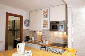 Private kitchen - Marci's Home (Rome)