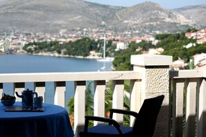 Appartement Panoramique, 1 chambre, terrasse, vue mer | Vue de la chambre