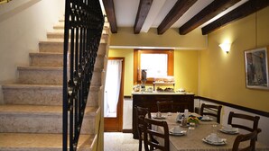 Free daily buffet breakfast - Oceano Mare (Venice)