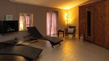 Sauna, bain de vapeur, bain turc/hammam, soins du corps, aromathérapie