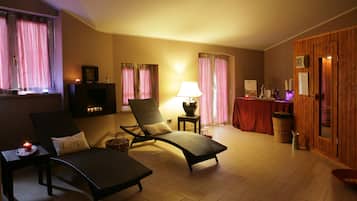 Sauna, steam room, Turkish bath, body treatments, aromatherapy