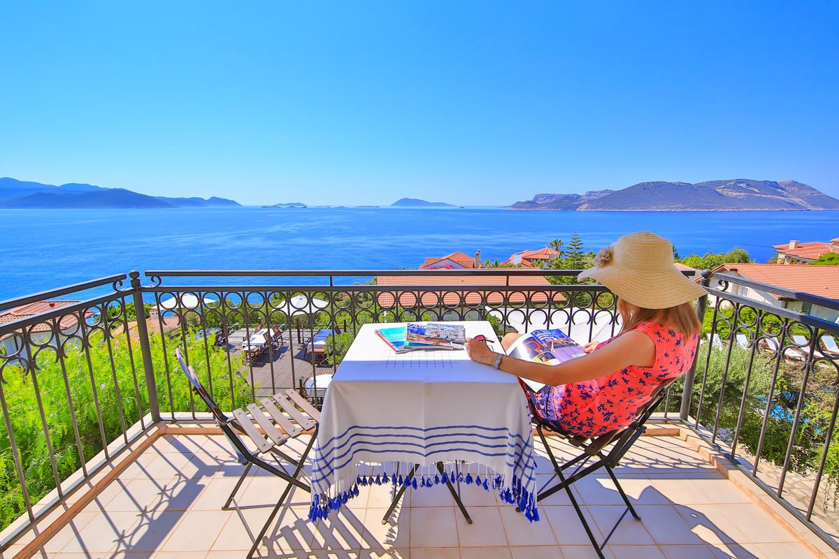 superior suite, 2 bedrooms, sea view | balcony