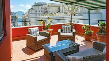 Superior Quadruple Room | Terrace/patio