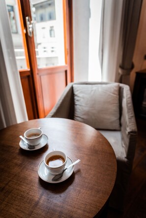Kaffe og/eller kaffemaskin