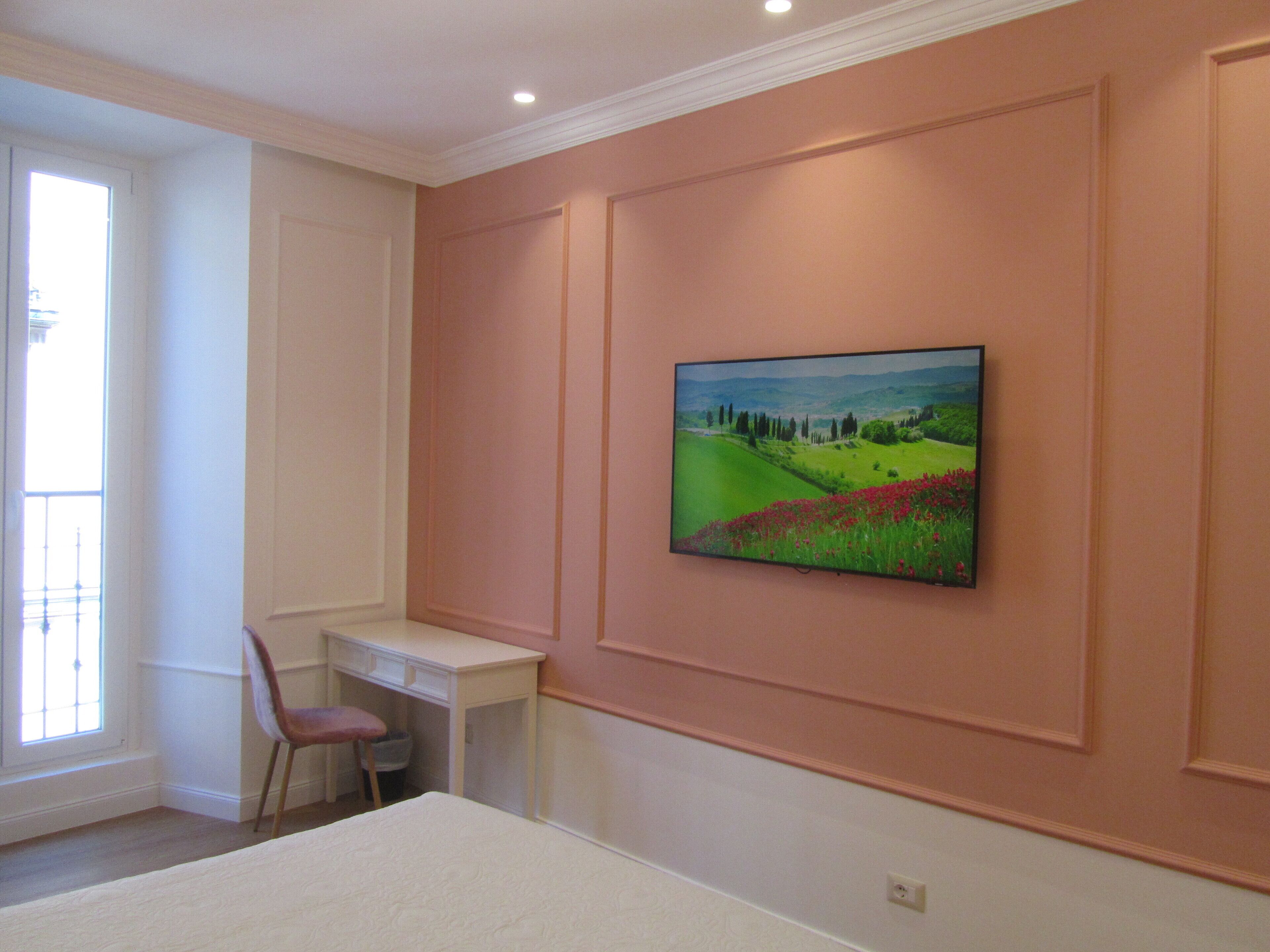 Habitación doble superior | Caja fuerte, decoración individual, escritorio