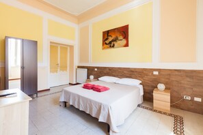 Draps en coton égyptien, couette en duvet d'oie, bureau, Wi-Fi gratuit