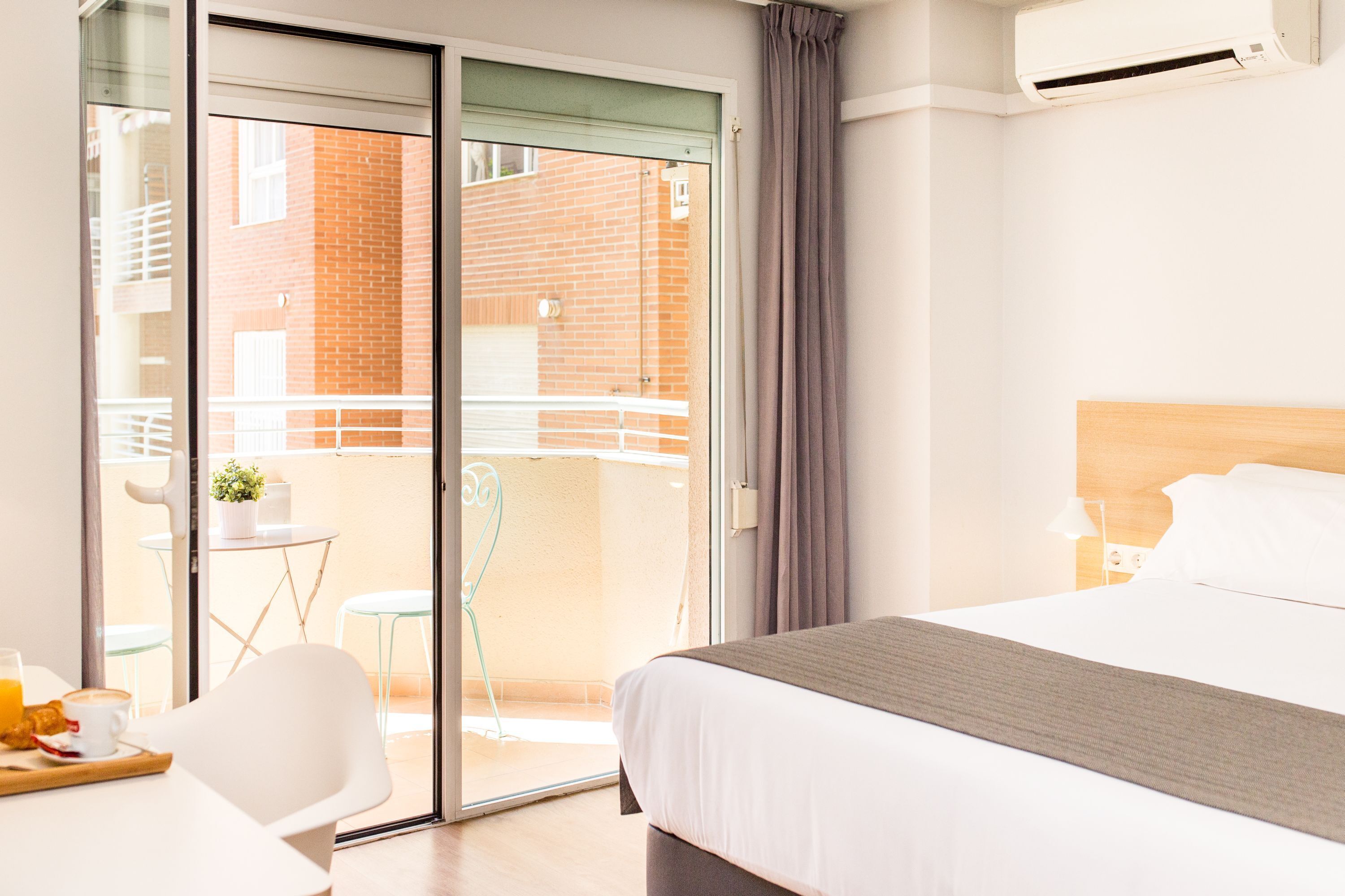 Desk, soundproofing, iron/ironing board, free cots/infant beds