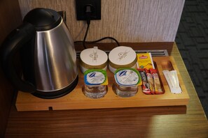 Premium bedding, minibar, in-room safe, blackout drapes - Bern Otel (Istanbul)