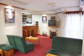 Bar (in der Unterkunft)