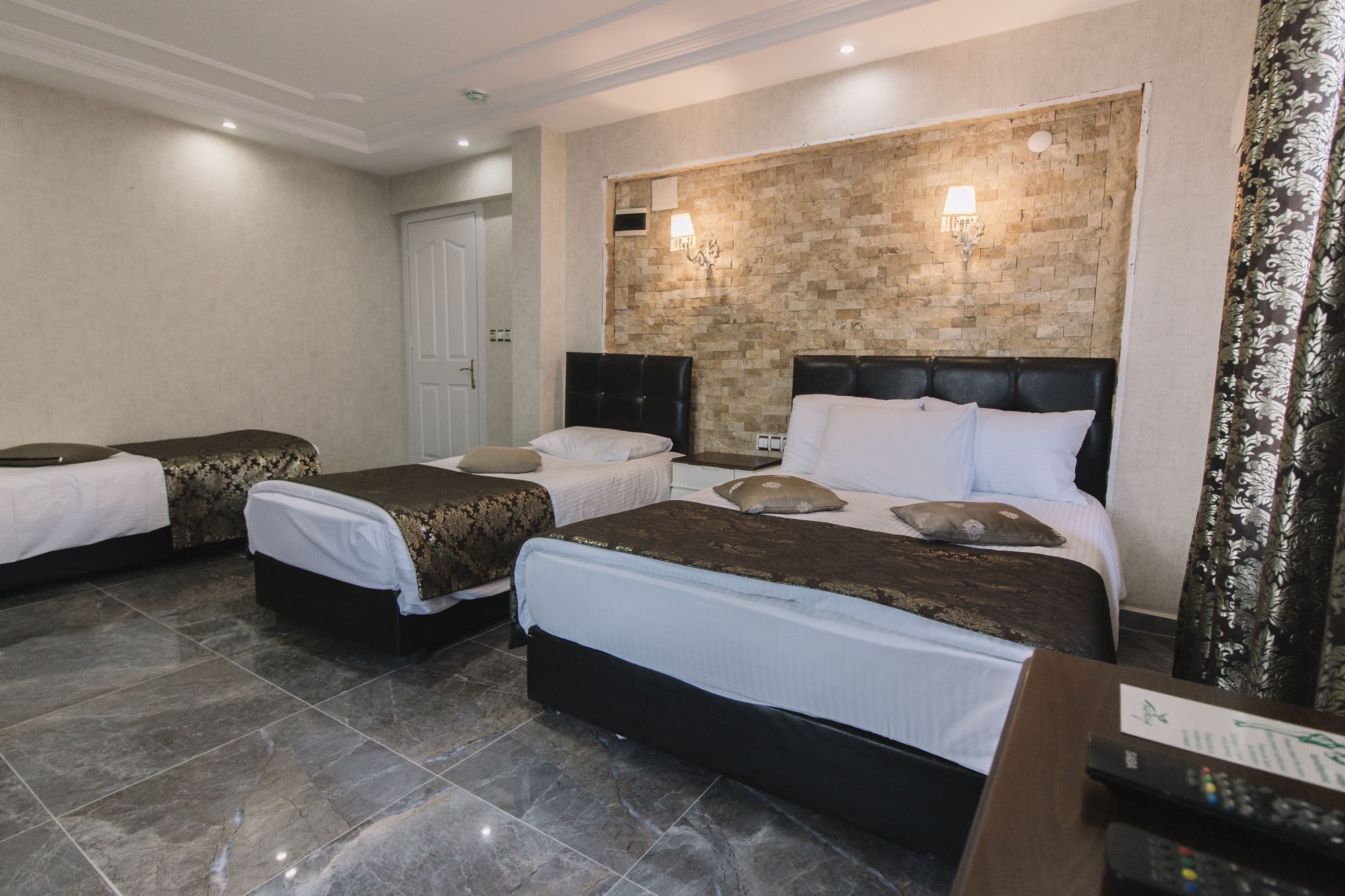 family room | in-room safe, soundproofing, rollaway beds, free wifi