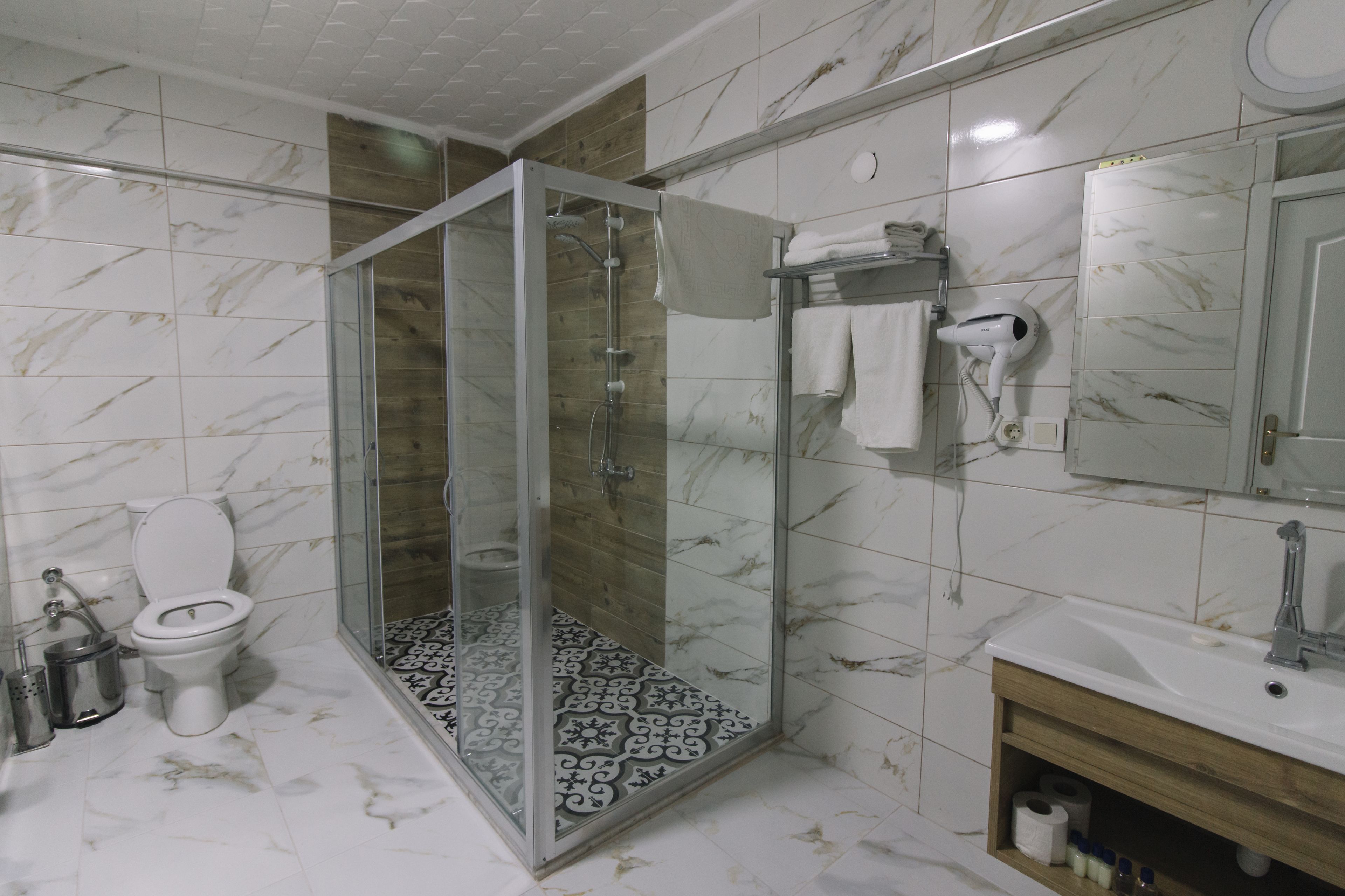 in-room safe, soundproofing, rollaway beds, free wifi