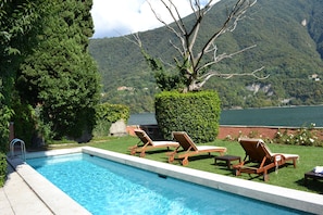 Seasonal outdoor pool - Villa Regina Teodolinda (Laglio)