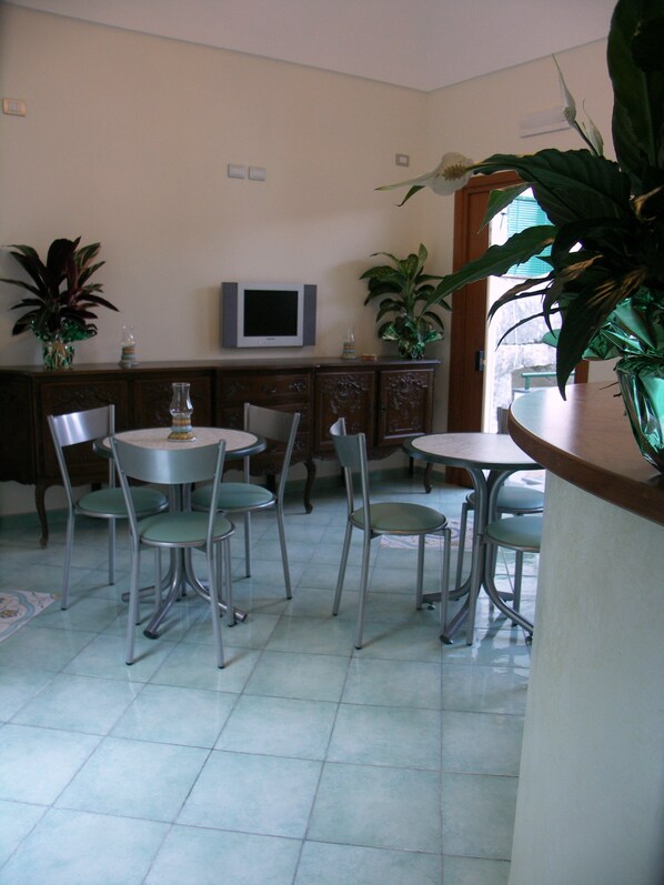 Lobby sitting area - Me.Fra Camere (Atrani)