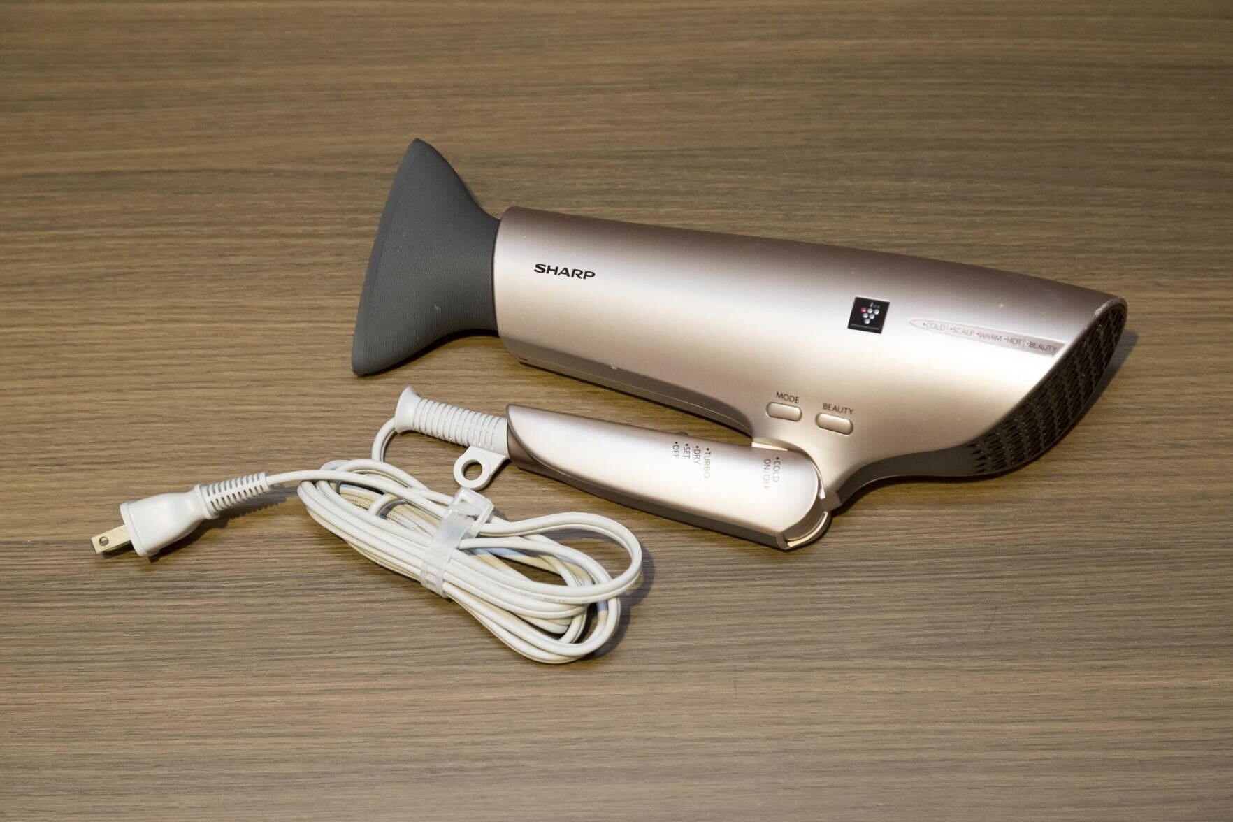 バスルームの設備 | バスアメニティ (無料)、ヘアドライヤー、スリッパ、ビデ