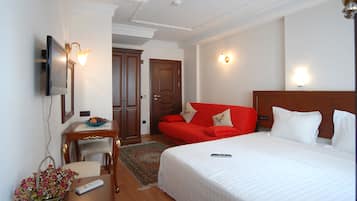 Minibar, in-room safe, soundproofing, iron/ironing board