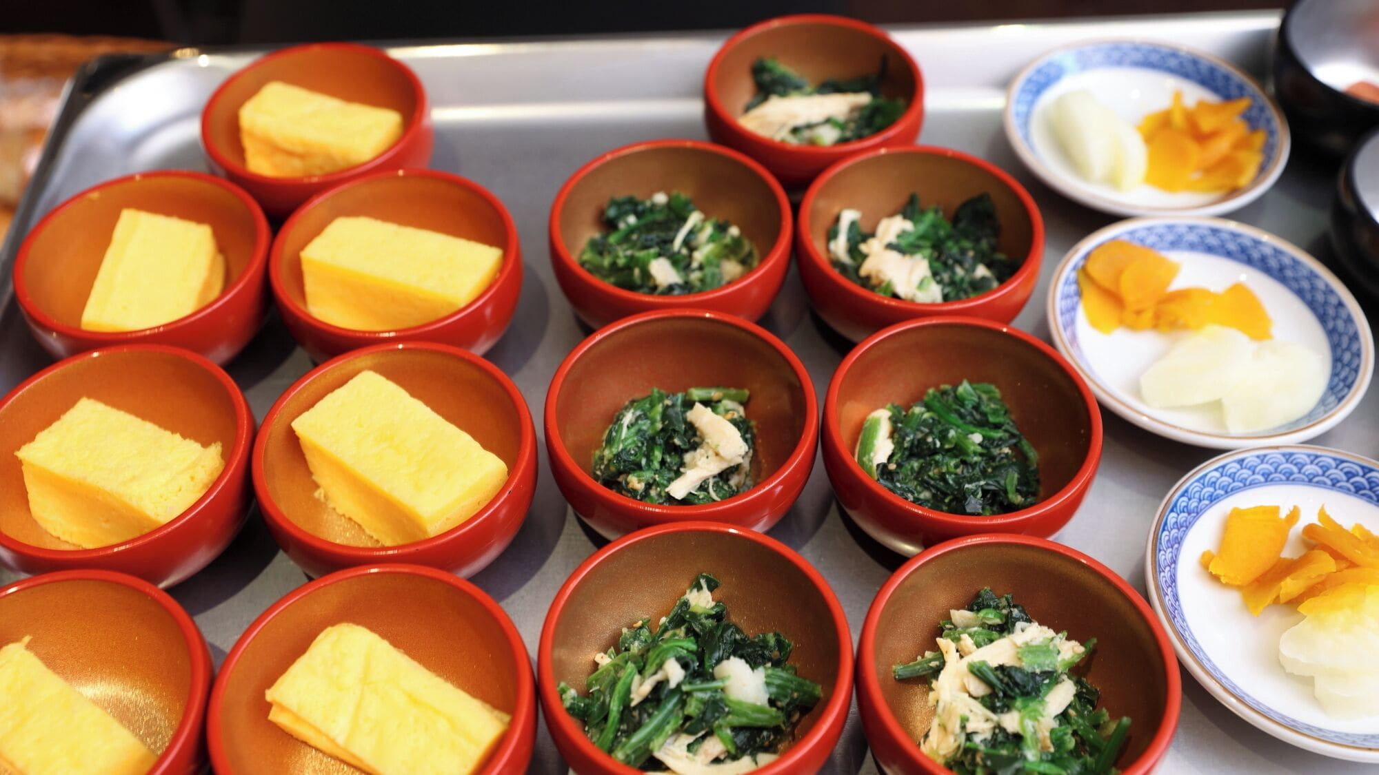 daily buffet breakfast (jpy 1500 per person)