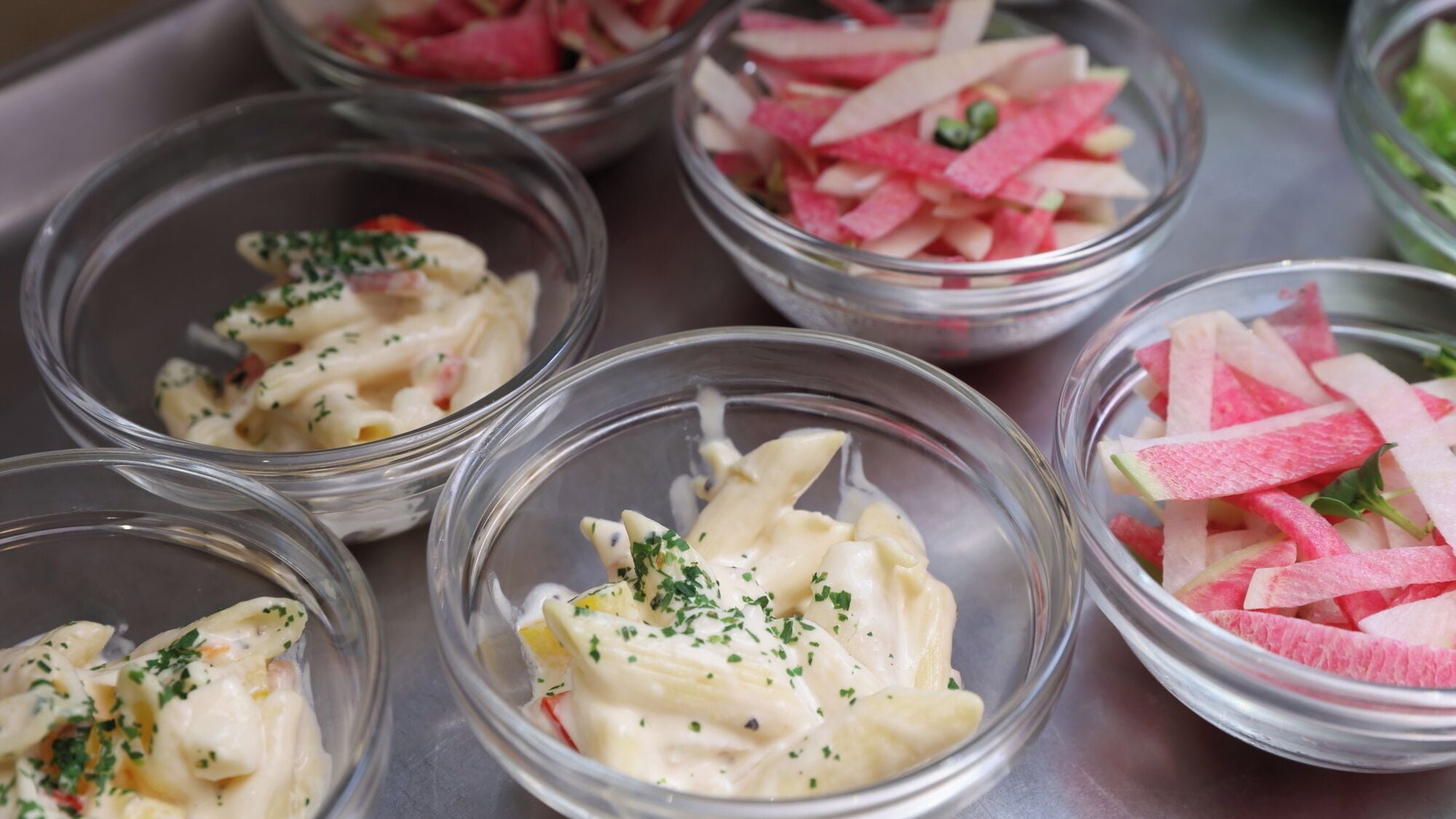 daily buffet breakfast (jpy 1500 per person)