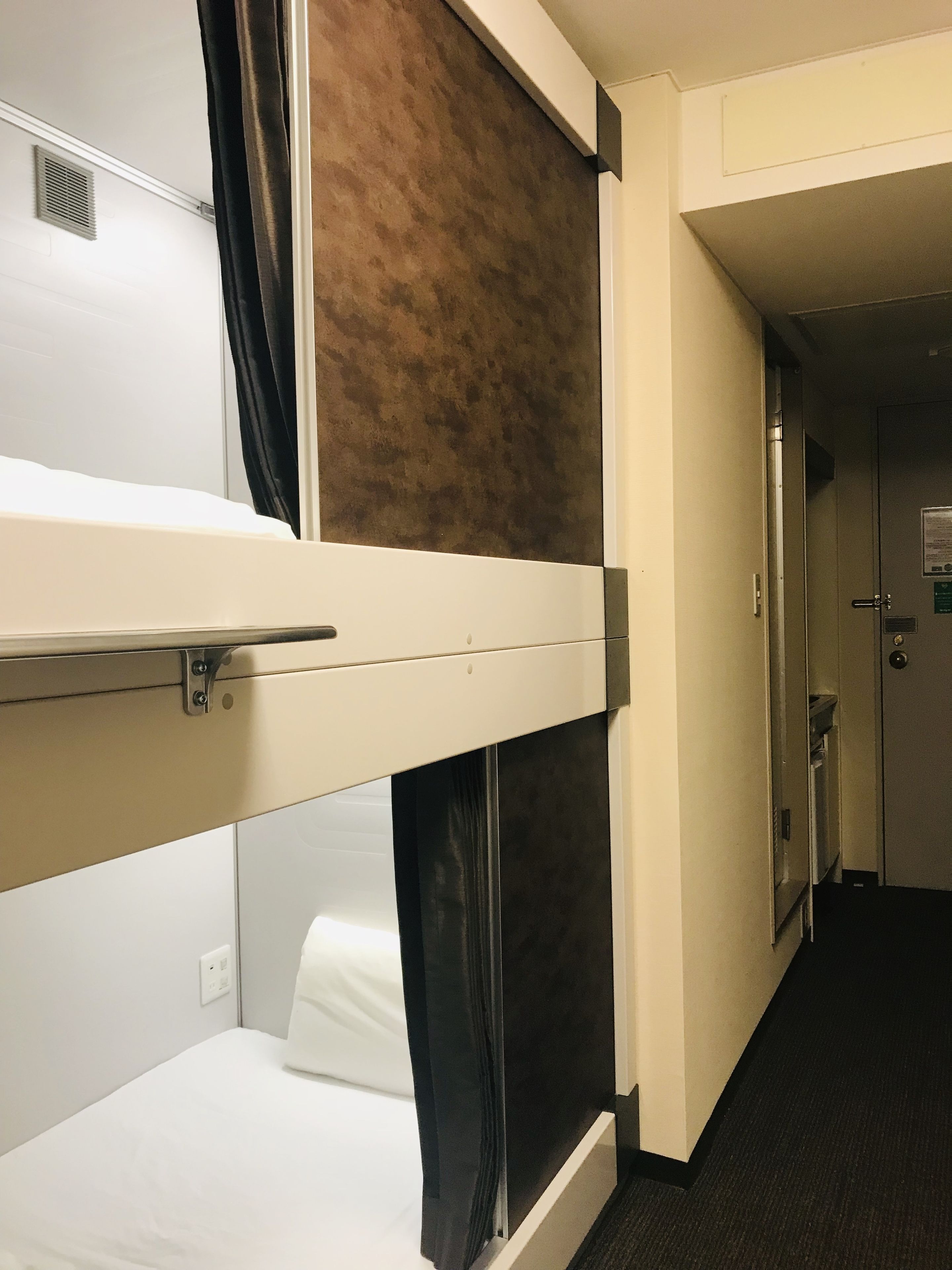 1 bedroom, premium bedding, down duvets, blackout curtains