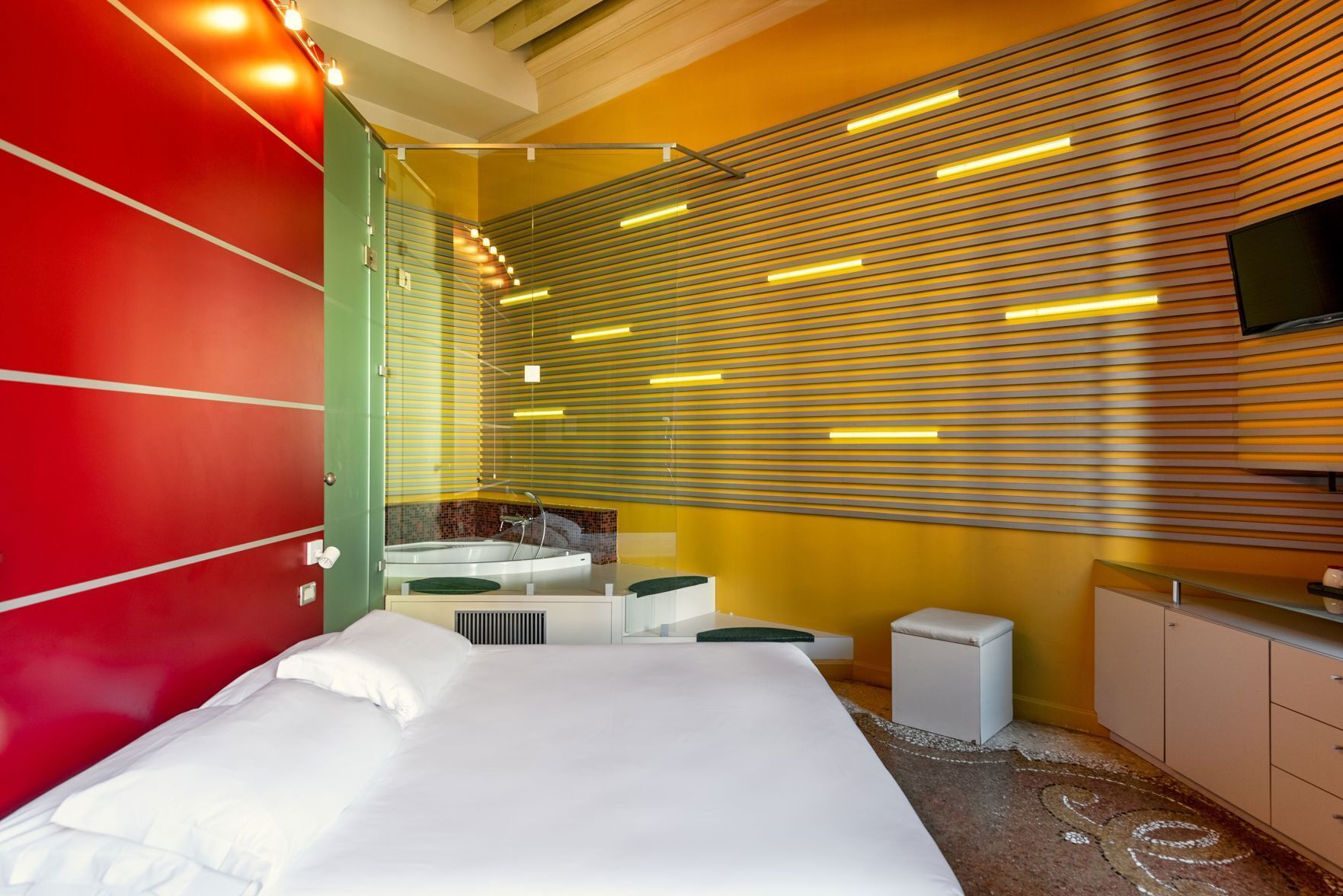 Down duvets, minibar, in-room safe, individually decorated