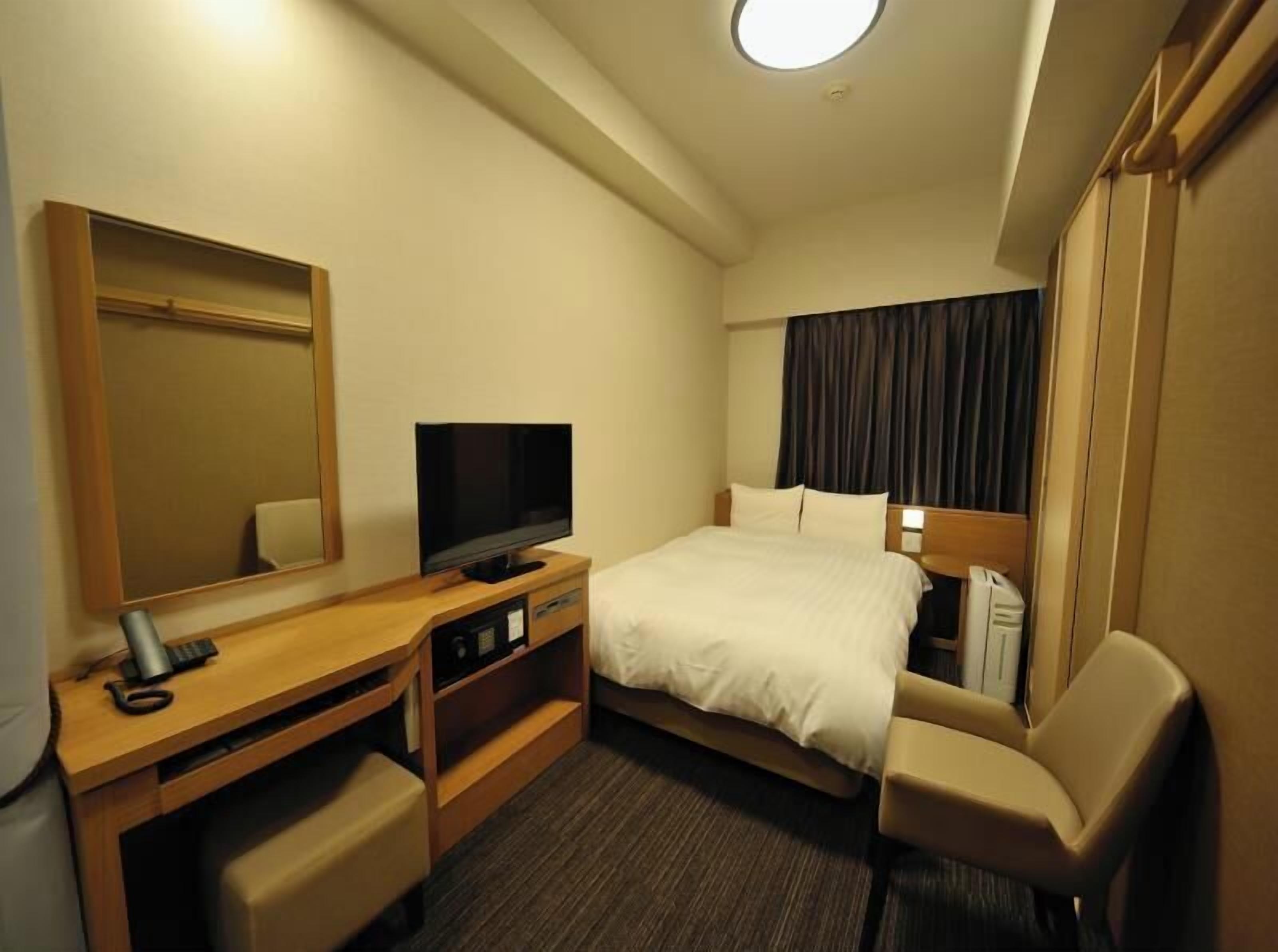 In-room safe, desk, blackout drapes, iron/ironing board