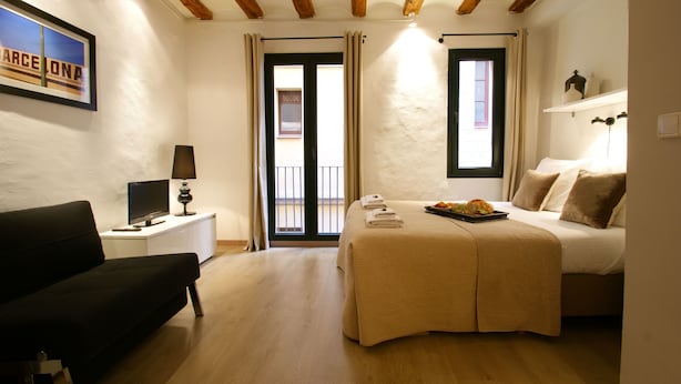 Unclassified image, 1 of 36, button - Borne Down Town Apartments (Barcelona)
