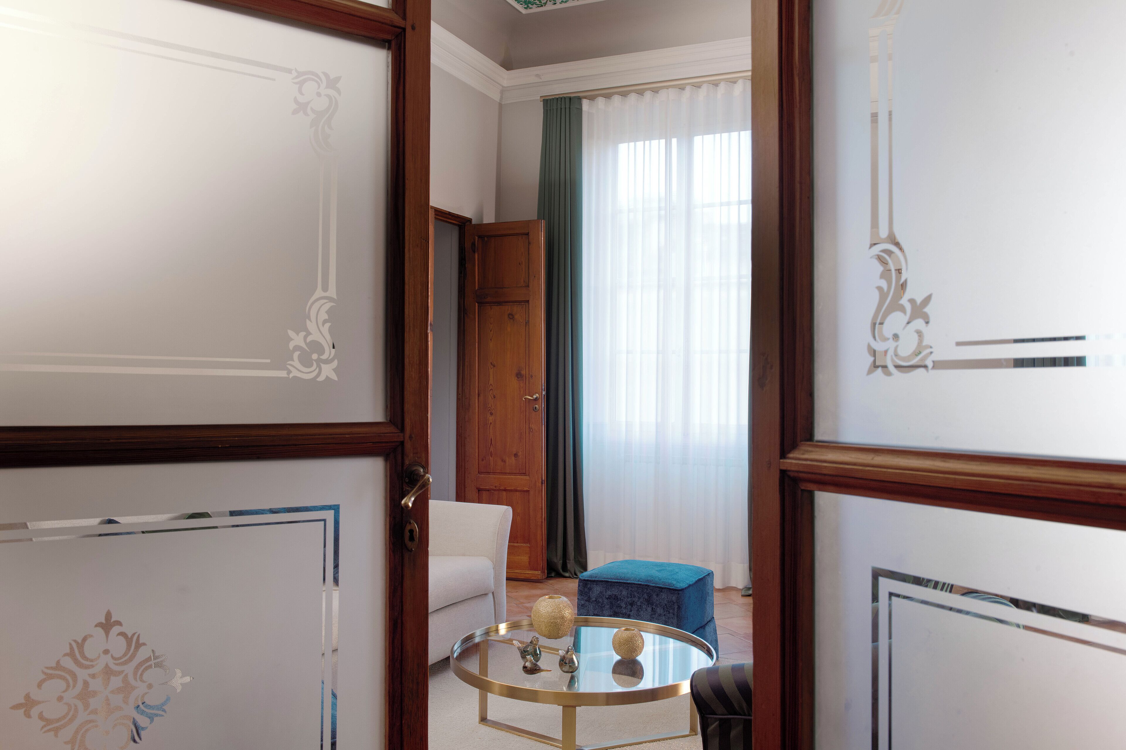 Deluxe Apartment, 2 Bedrooms, 2 Bathrooms | Living area | 32-inch LCD TV with digital channels, TV