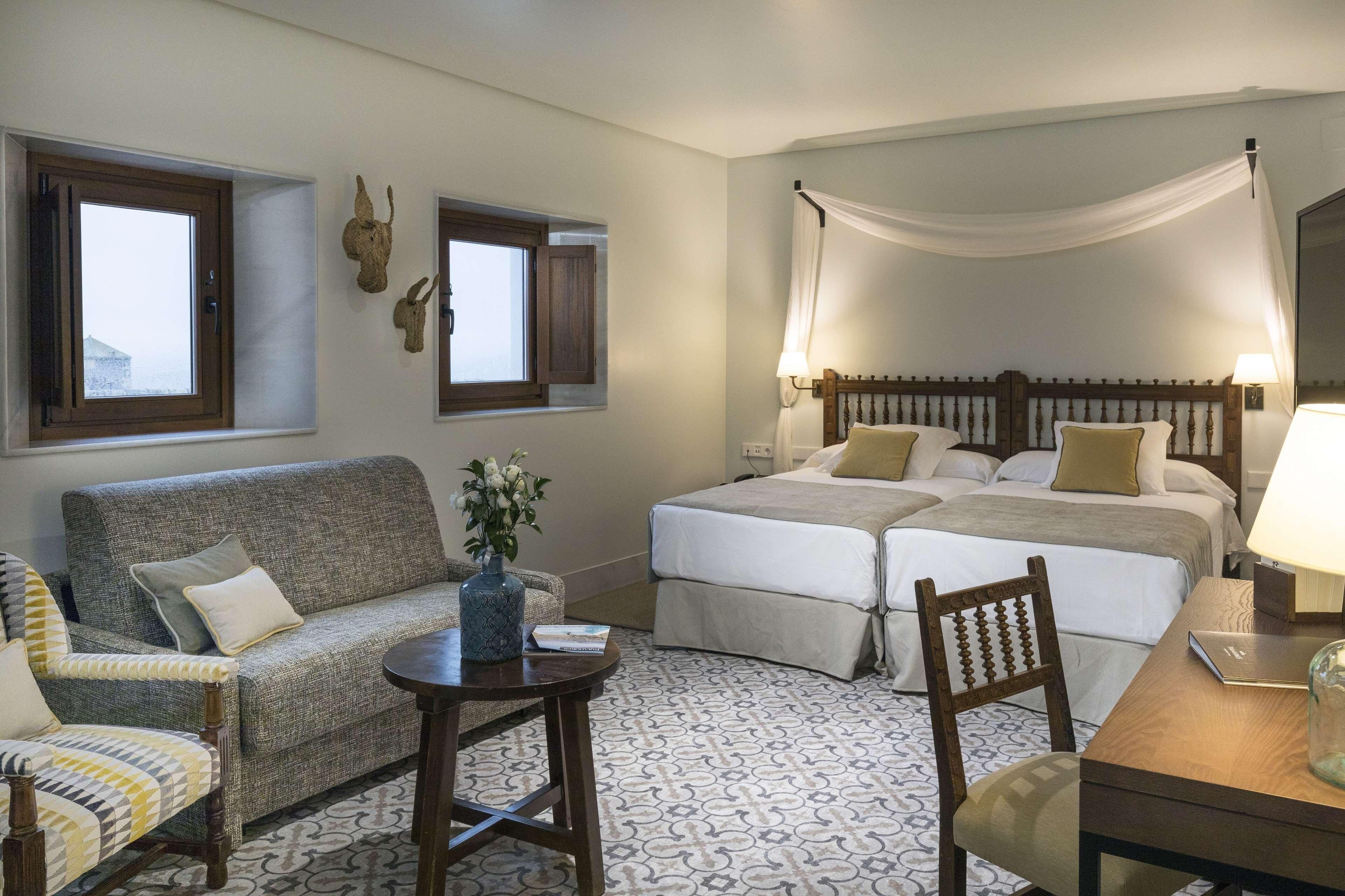 Egyptian cotton sheets, premium bedding, memory foam beds, minibar