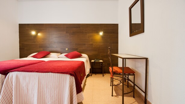 Double Room - Hostal Sol (Toledo)