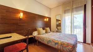 Single Room (for 1 or 2 people) - Hostal Sol (Toledo)