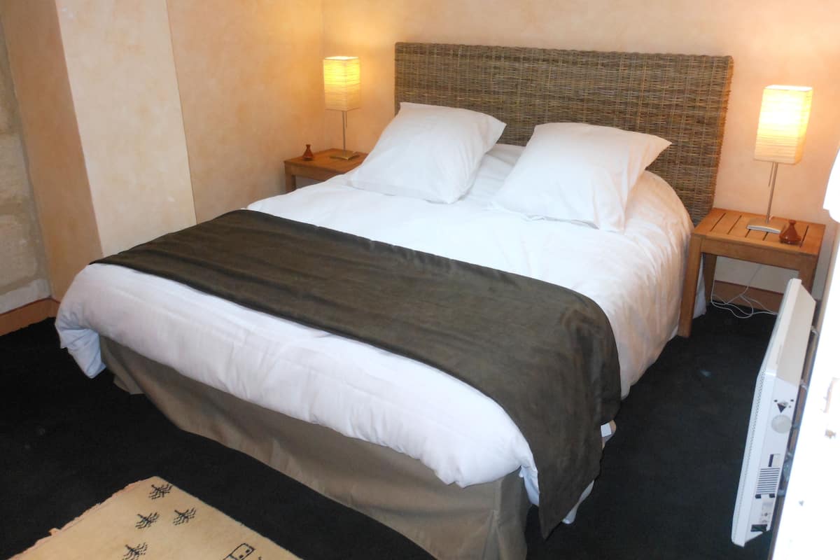 Suite (Impérial) | Iron/ironing board, cribs (surcharge), rollaway beds (surcharge)