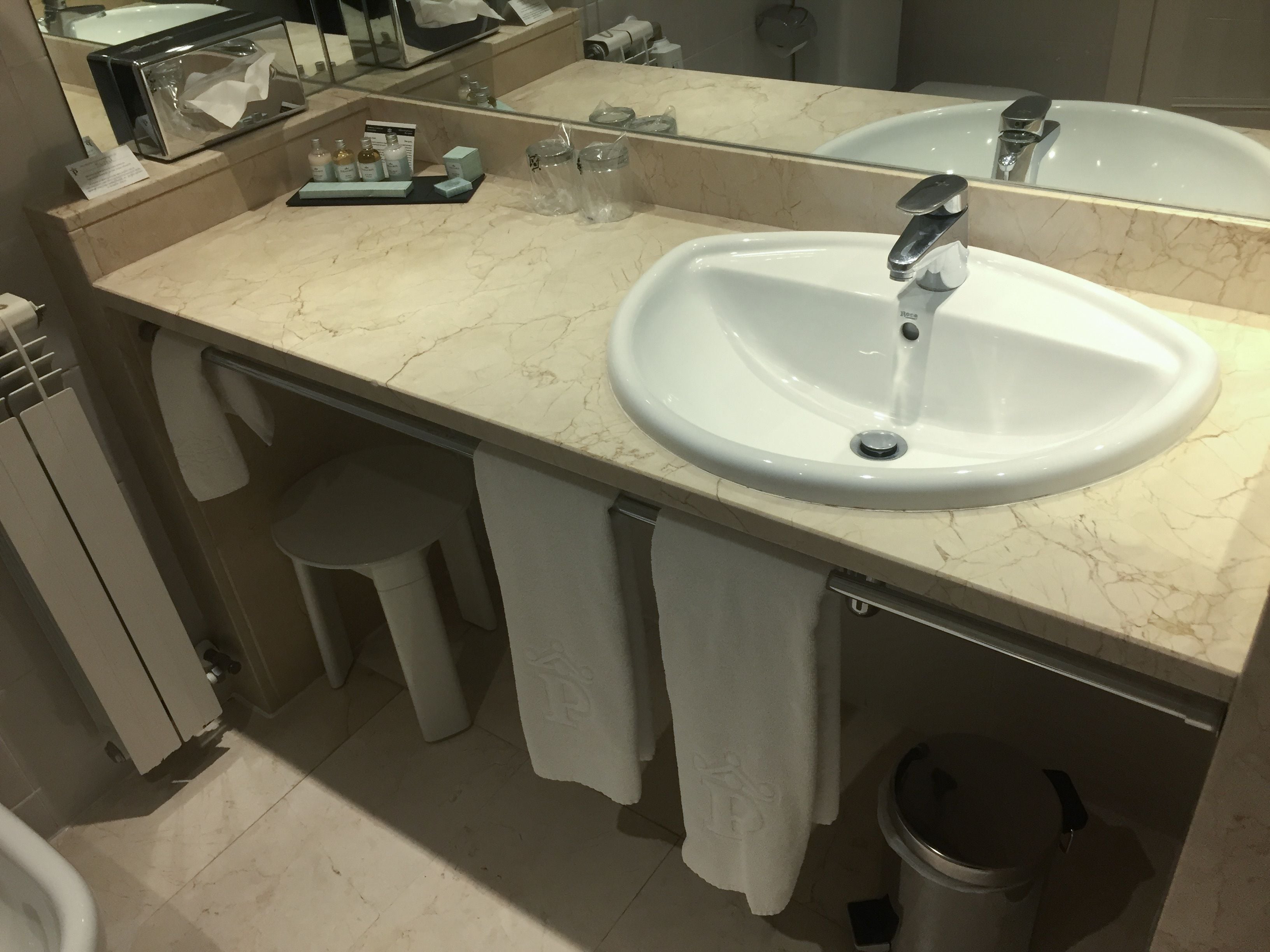 minibar, in-room safe, desk, blackout curtains