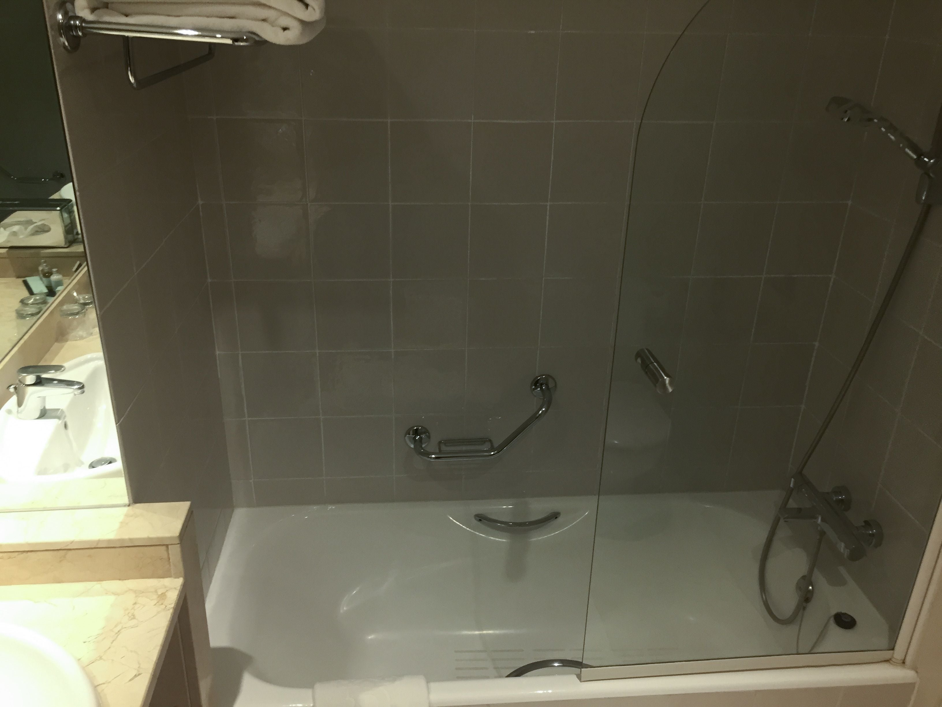 minibar, in-room safe, desk, blackout curtains