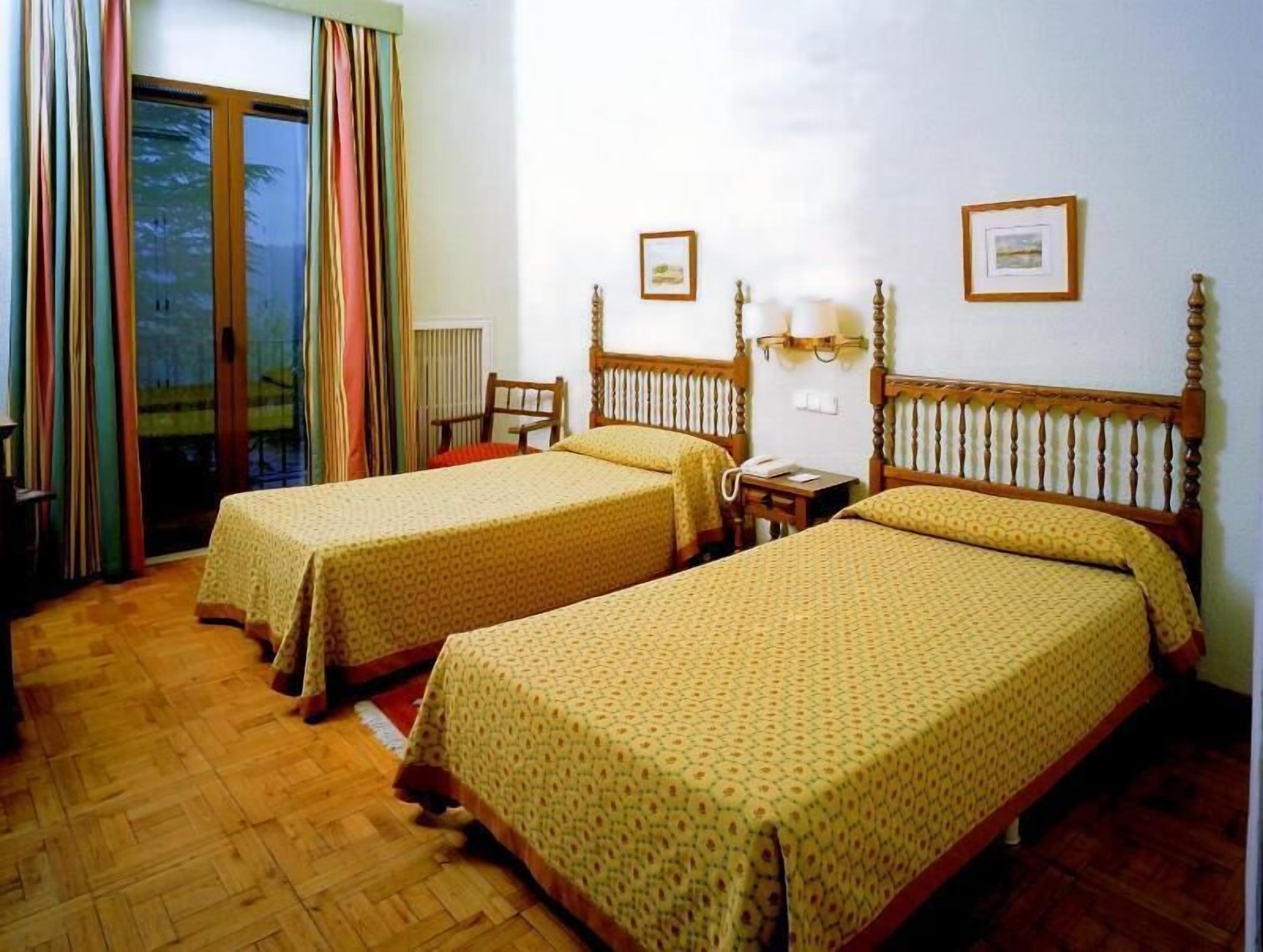 Minibar, in-room safe, desk, blackout curtains