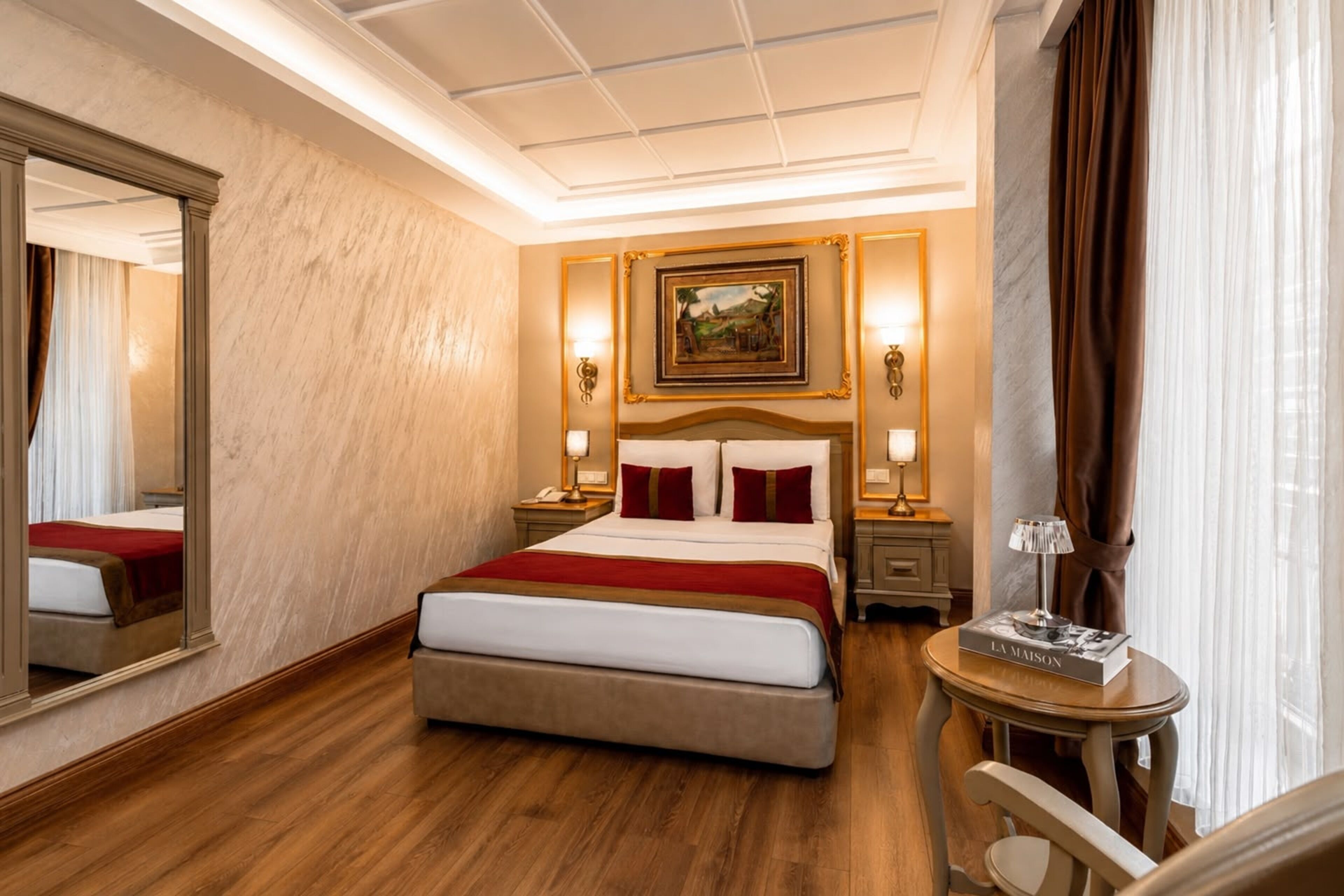 Ropa de cama de alta calidad y minibar 