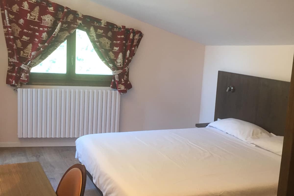 superior quadruple room | view from room