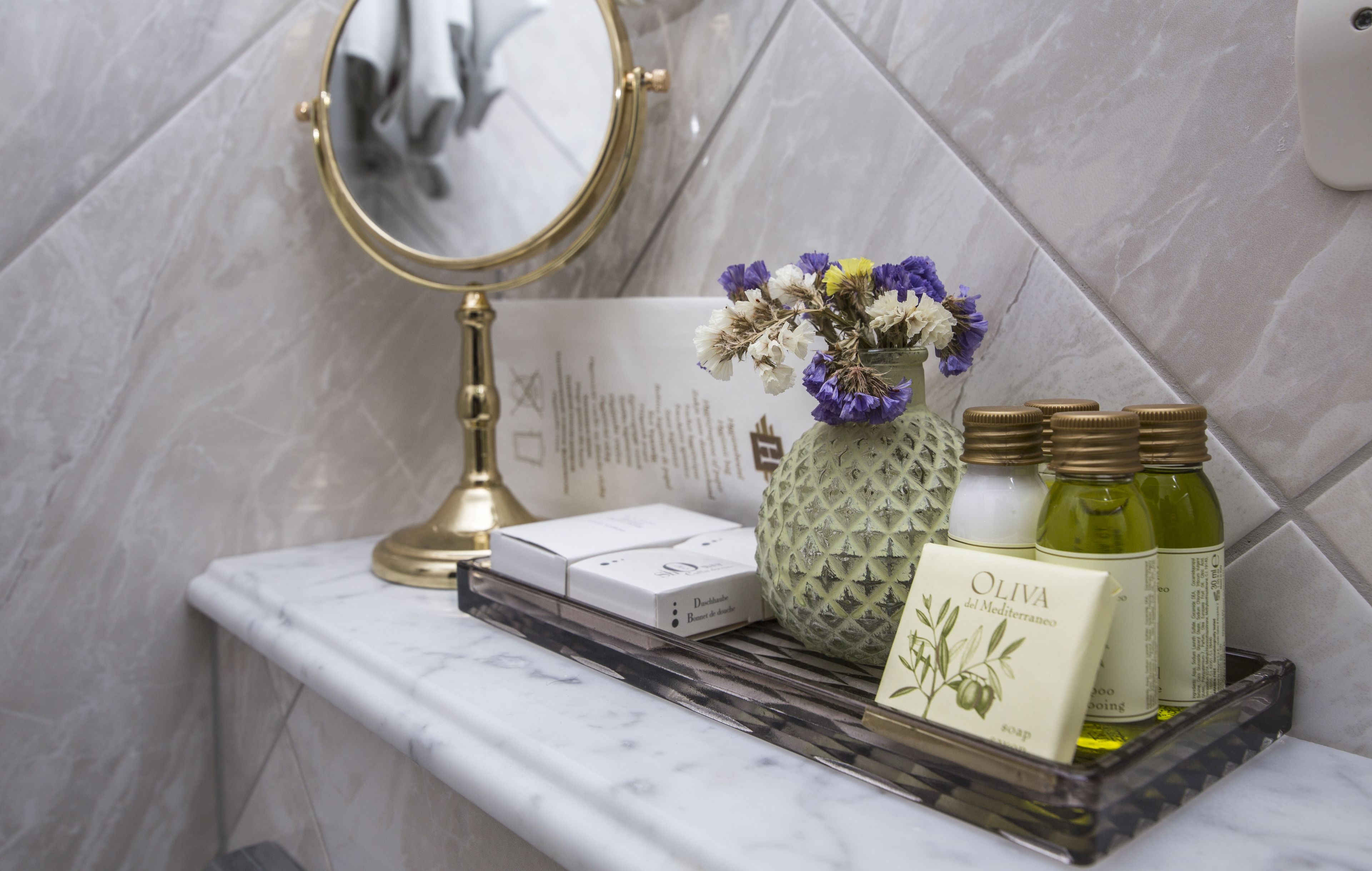 superior double room | bathroom amenities | shower, hydromassage showerhead, free toiletries, hair dryer